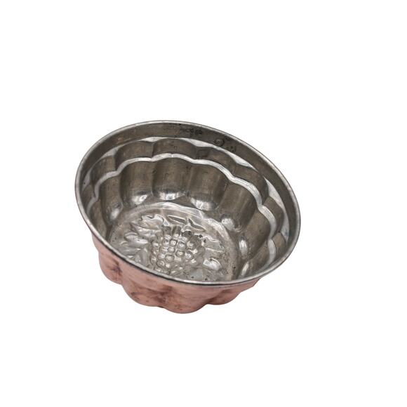 Vintage Copper Kitchen Mold Stamped "Made In Italy" Vineyard Grapes Mid Century - Picture 3 of 7